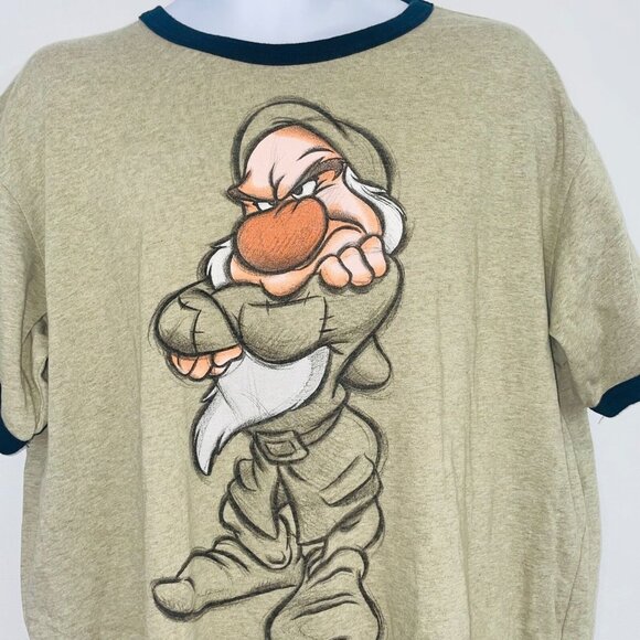 Grumpy Seven Dwarfs Disney Studio Collection Mens XL Ringer TShirt Green - Picture 2 of 12